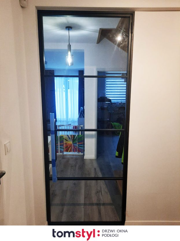 Umów się na darmowy pomiar szklanych drzwi wewnętrznych - realizacja Bielsko-Biała